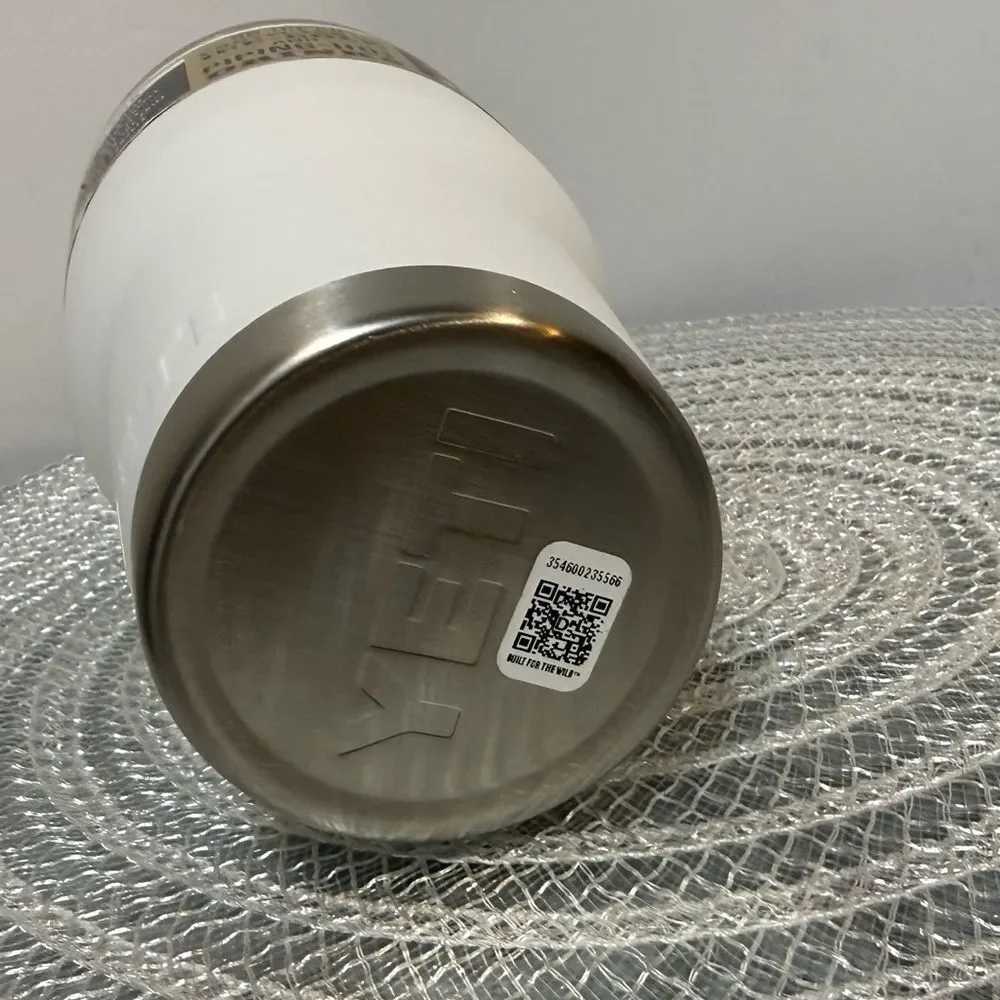 Yeti Rambler 30 oz Tumbler White NWT